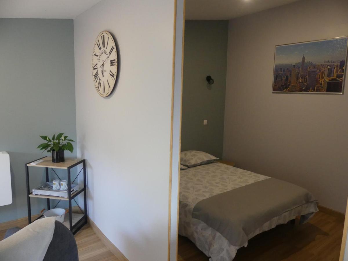 Charmant Studio 35M² Au Calme Proche Du Circuit Apartment Saint-Gervais en-Belin Ngoại thất bức ảnh